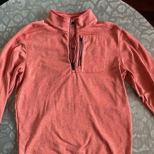 Vineyard vines, quarters zip pull over light, red men’s size medium